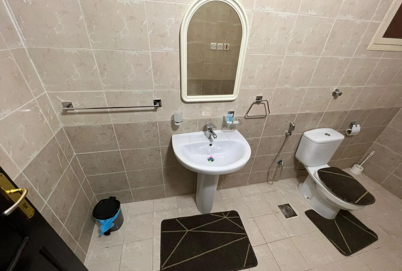 شقق الفتح الخاصة Al-Fateh Private Apartments المدينة المنورة المملكة العربية السعودية